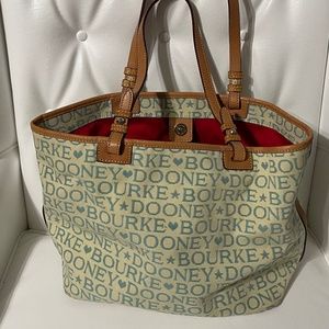 Dooney & Bourke Purse